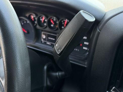 Used 2021 Chevrolet Silverado 1500 Custom w/ Rally Edition RWD image 18