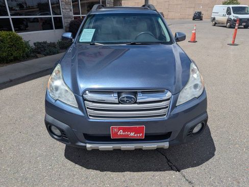 Used 2013 Subaru Outback 2.5i Limited AWD/4WD image 7