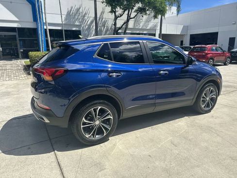 Used 2023 Buick Encore GX Select FWD image 32