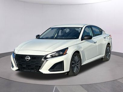 Used 2025 Nissan Altima 2.5 SV