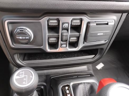 New 2026 Jeep Gladiator Sport image 24