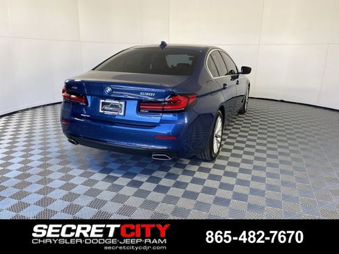 Used 2022 BMW 530i xDrive w/ Convenience Package AWD/4WD image 7