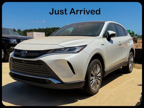 Used 2021 Toyota Venza Limited w/ Advanced Technology Package image 1