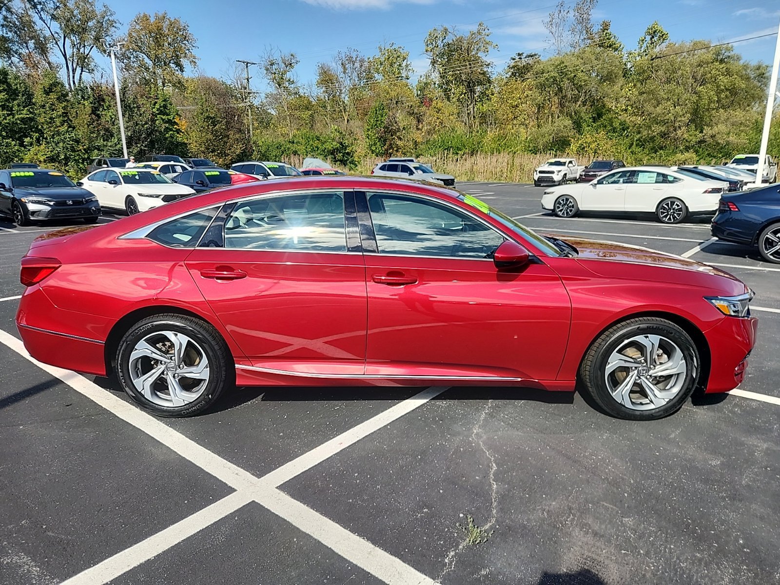 Used 2019 Honda Accord EX image 13