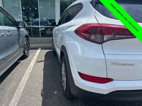 Used 2016 Hyundai Tucson SE w/ Option Group 02 FWD image 8