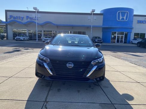 Used 2025 Nissan Sentra S FWD image 3