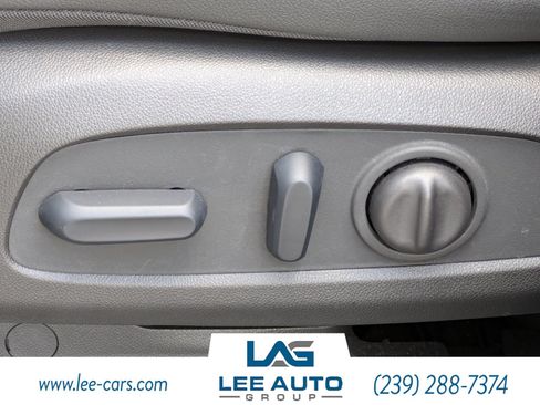 Used 2023 Buick Encore GX Select w/ Sport Touring Package FWD image 19
