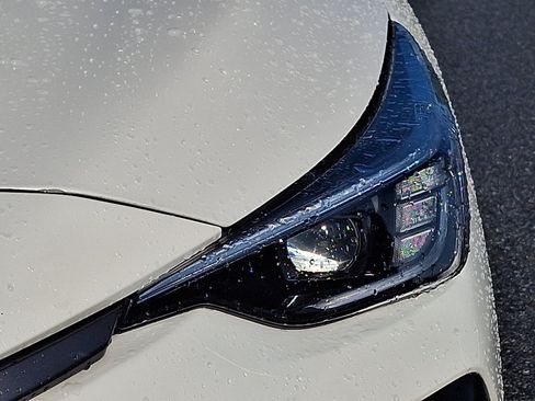 Certified 2025 Subaru Crosstrek 2.5i Limited AWD/4WD image 9