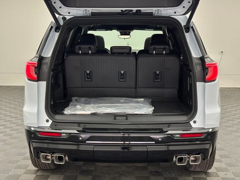 New 2027 GMC Acadia Denali Ultimate w/ LPO, Floor Liner Package AWD/4WD image 13