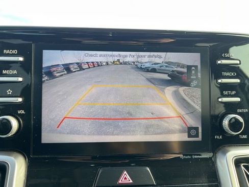 Certified 2021 Kia Sorento S w/ Panoramic Sunroof Package image 20