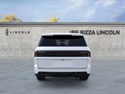 New 2025 Lincoln Navigator L Reserve w/ Jet Appearance Package image 5
