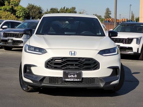 Used 2024 Honda HR-V Sport image 3