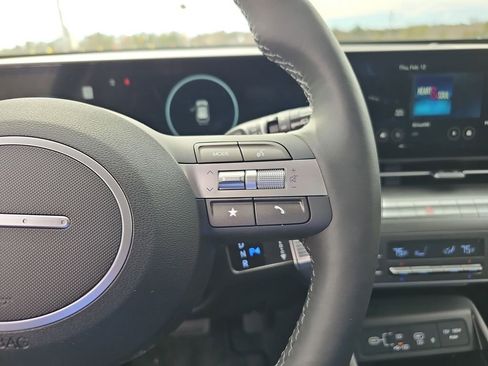 Used 2026 Hyundai Kona Limited image 18