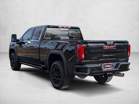 Used 2021 GMC Sierra 2500 Denali w/ Denali Black Diamond Edition image 7