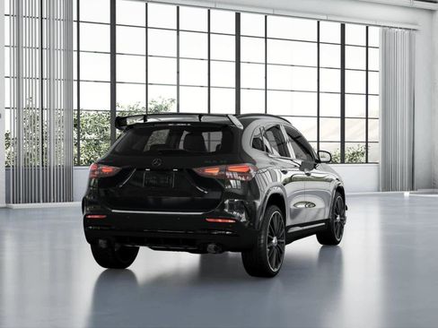 New 2025 Mercedes-Benz GLA 35 AMG 4MATIC image 33