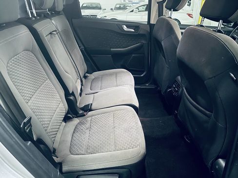 Used 2020 Ford Escape SE FWD image 20