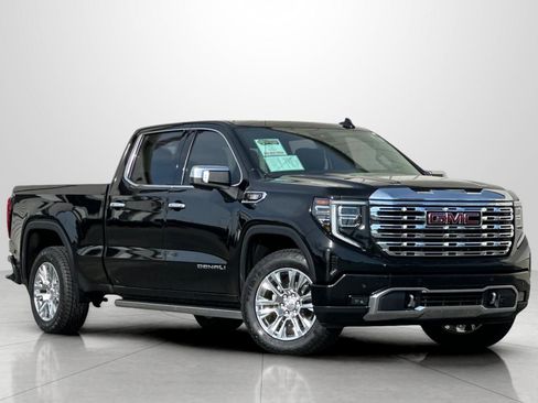 Used 2023 GMC Sierra 1500 Denali w/ Technology Package image 2