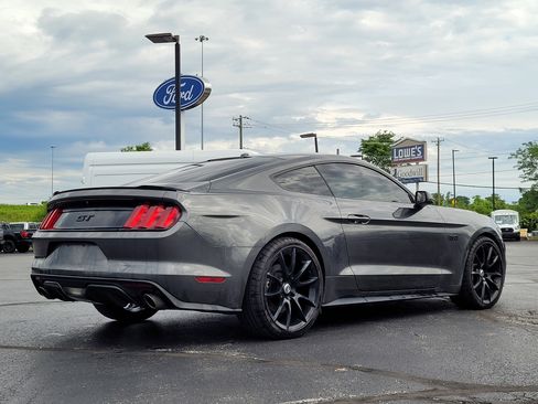 Used 2016 Ford Mustang GT Premium w/ Equipment Group 401A RWD image 4