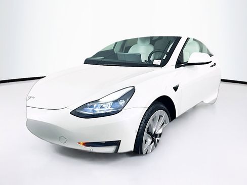 Used 2022 Tesla Model 3 Long Range AWD/4WD image 3