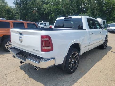 Used 2022 RAM 1500 Limited AWD/4WD image 3