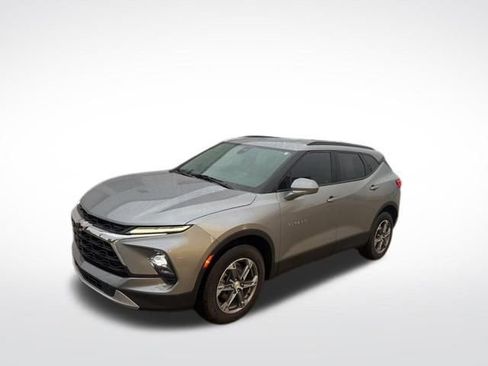 Used 2023 Chevrolet Blazer LT w/ Convenience Package FWD image 7