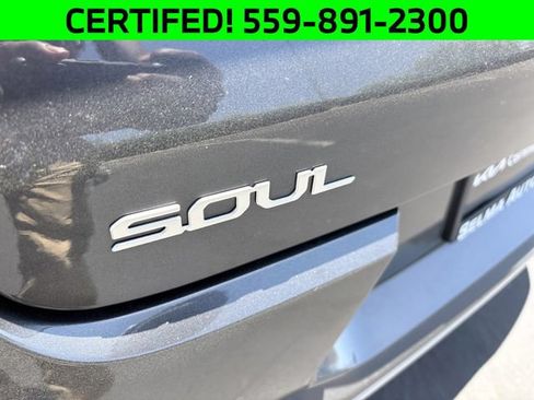 Certified 2025 Kia Soul LX w/ LX Technology Package FWD image 25