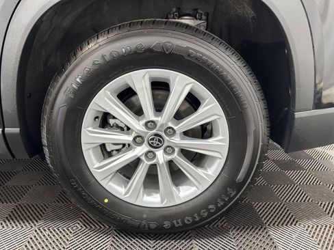 Used 2025 Toyota Grand Highlander XLE image 34