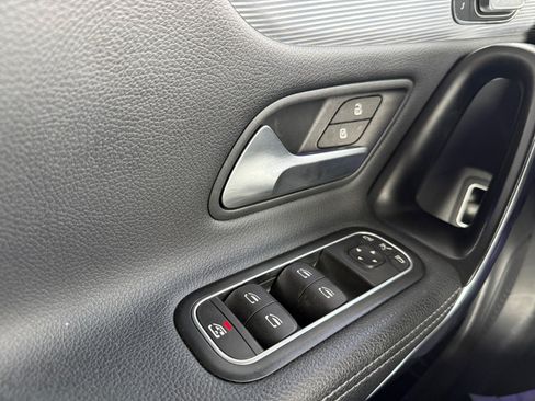 Used 2020 Mercedes-Benz CLA 250 image 19