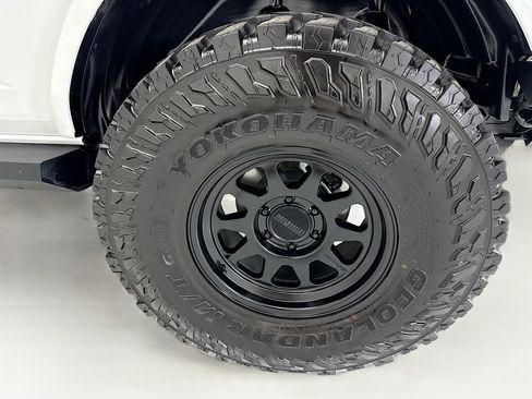 Used 2023 Ford Bronco Badlands AWD/4WD image 30