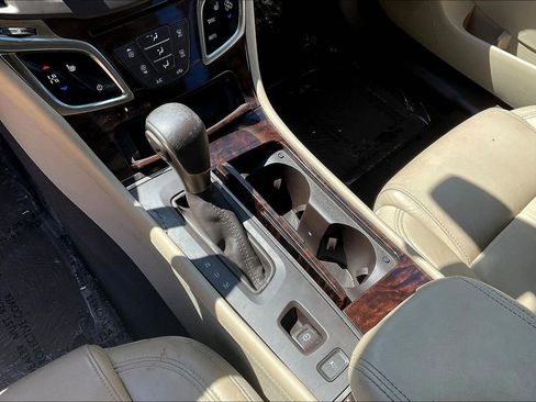 Used 2014 Buick LaCrosse Leather FWD image 16
