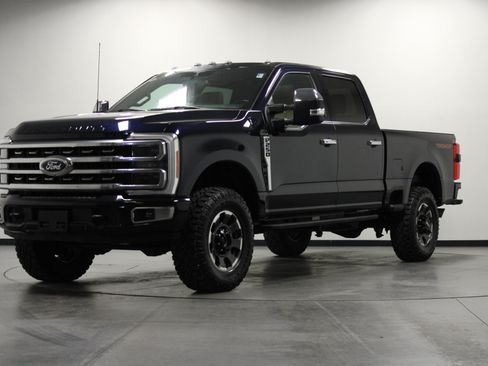 Used 2023 Ford F250 Platinum w/ Tremor Off-Road Package AWD/4WD image 8