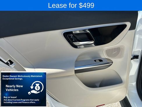 Used 2025 Mercedes-Benz GLC 300 GLC 300 image 28