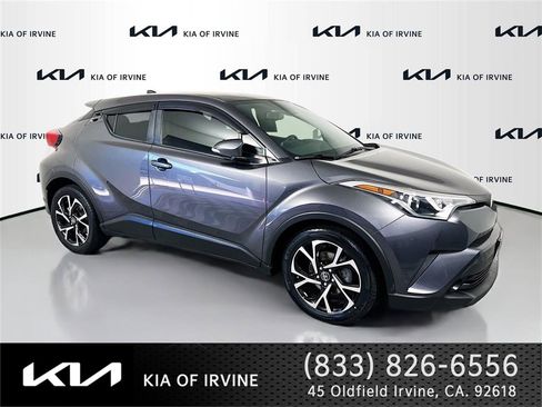 Used 2018 Toyota C-HR XLE image 1