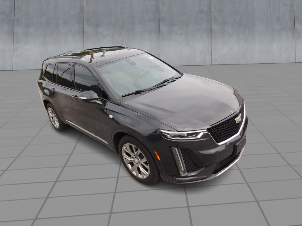 Used 2020 Cadillac XT6 Sport w/ Platinum Package AWD/4WD image 2