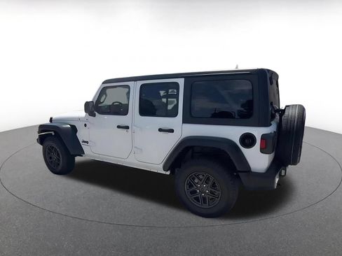 Used 2025 Jeep Wrangler Unlimited Sport AWD/4WD image 10