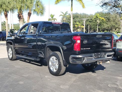 Certified 2022 Chevrolet Silverado 2500 LTZ w/ LTZ Plus Package image 3