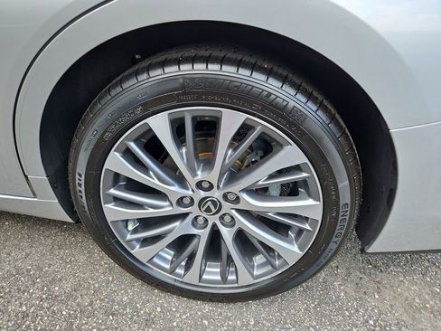 Used 2019 Lexus ES 350 image 35