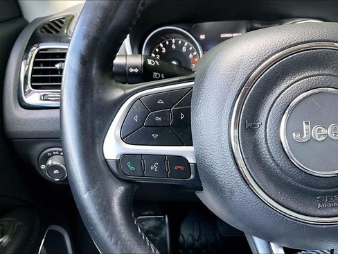 Used 2019 Jeep Compass Latitude AWD/4WD image 11