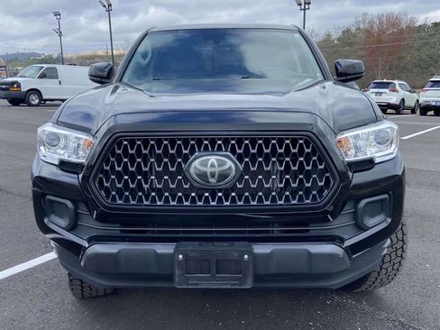 Used 2023 Toyota Tacoma SR image 8