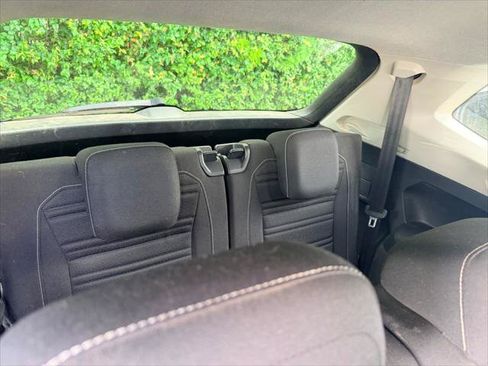 Used 2022 Volkswagen Tiguan S FWD image 15