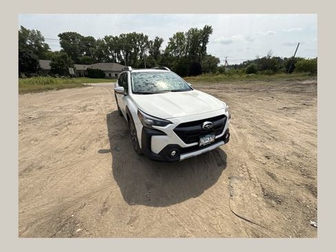 Used 2024 Subaru Outback Touring w/ Popular Package #2 AWD/4WD image 1