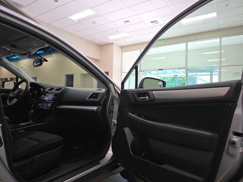 Used 2015 Subaru Outback 2.5i Premium AWD/4WD image 26