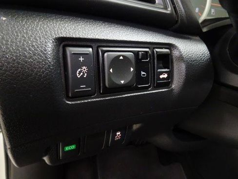 Used 2019 Nissan Sentra S w/ Appearance Package FWD image 15