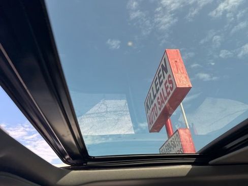 Used 2017 Ford F250 Lariat w/ Lariat Ultimate Package image 43