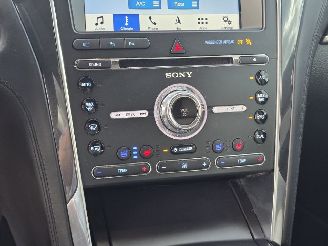Used 2018 Ford Explorer Platinum AWD/4WD image 25