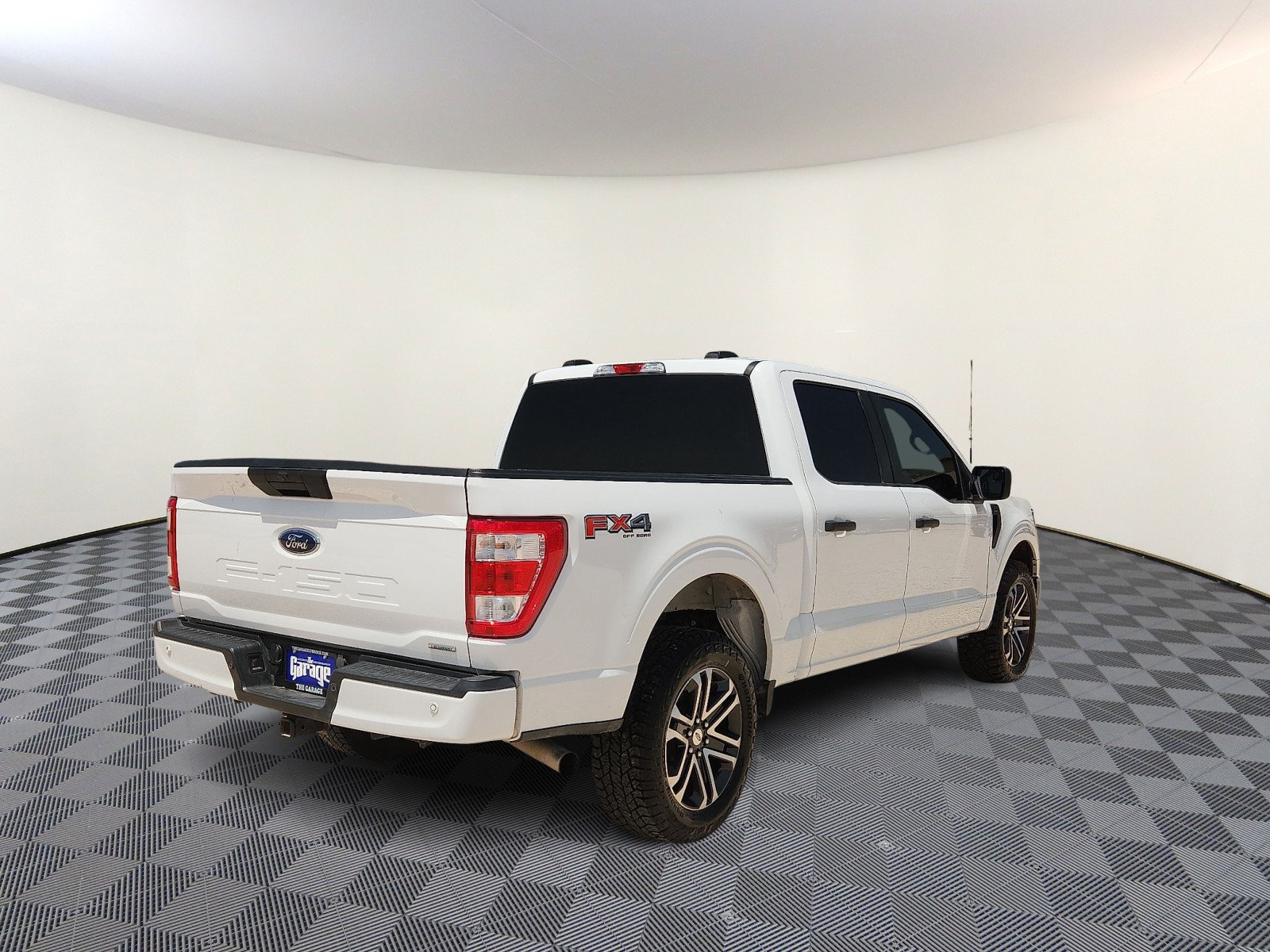 Used 2023 Ford F150 XL w/ STX Appearance Package AWD/4WD image 4