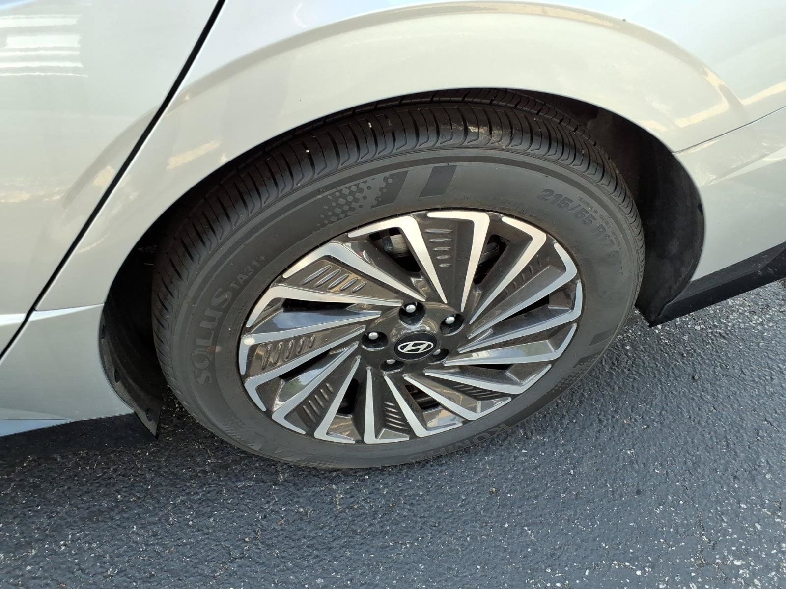 New 2025 Hyundai Sonata SEL FWD image 10