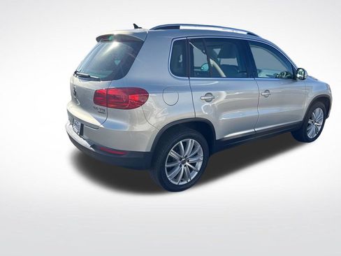 Used 2013 Volkswagen Tiguan SE AWD/4WD image 5