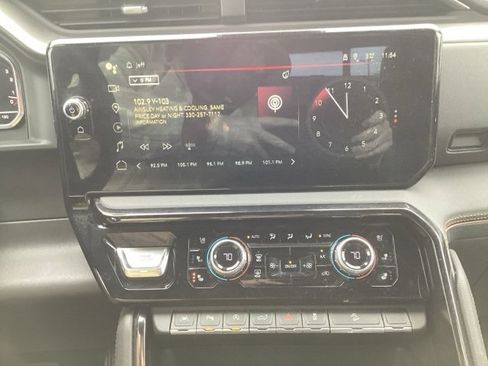 Used 2024 GMC Sierra 1500 AT4 w/ Technology Package image 26