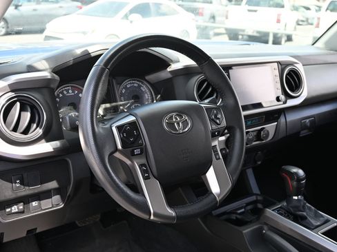 Used 2023 Toyota Tacoma SR5 RWD image 17